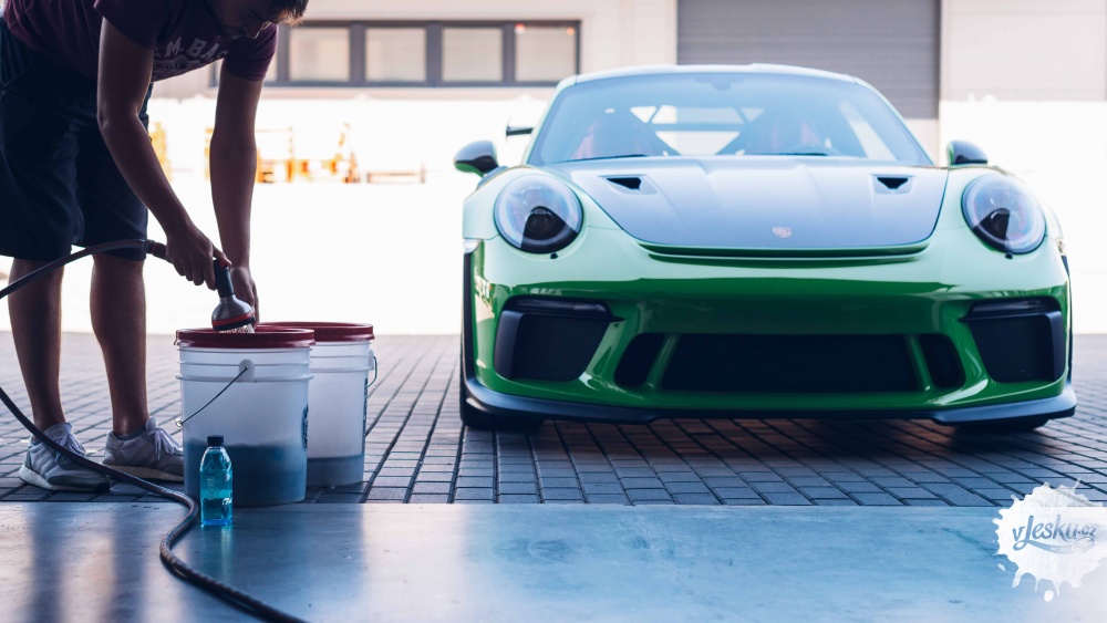 Mytí Porsche