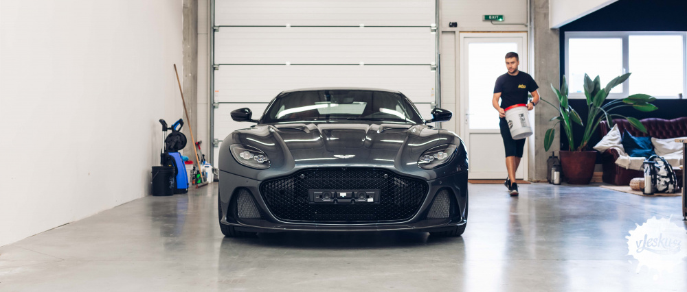 Aston DBS